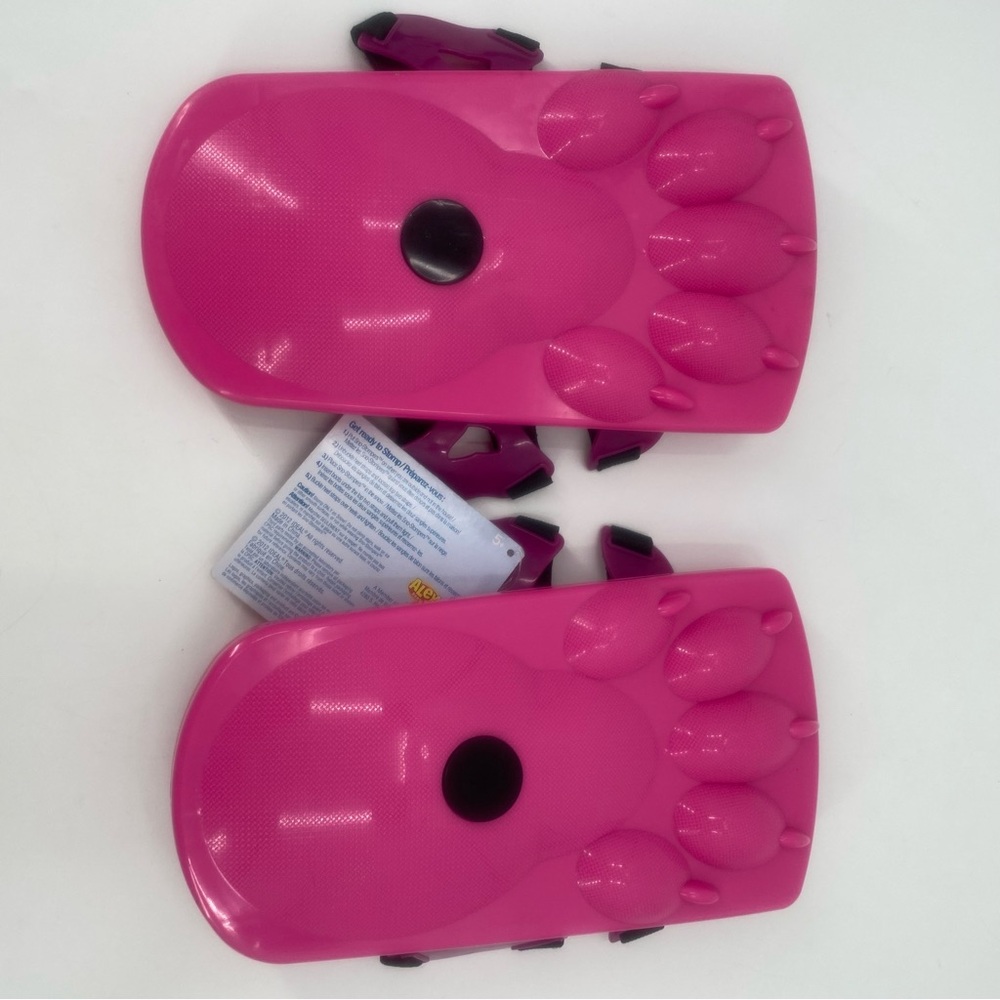Sno-Stompers Kids Bear Tracks Claws Footprints Snow Play Pink Ideal up to Size 5